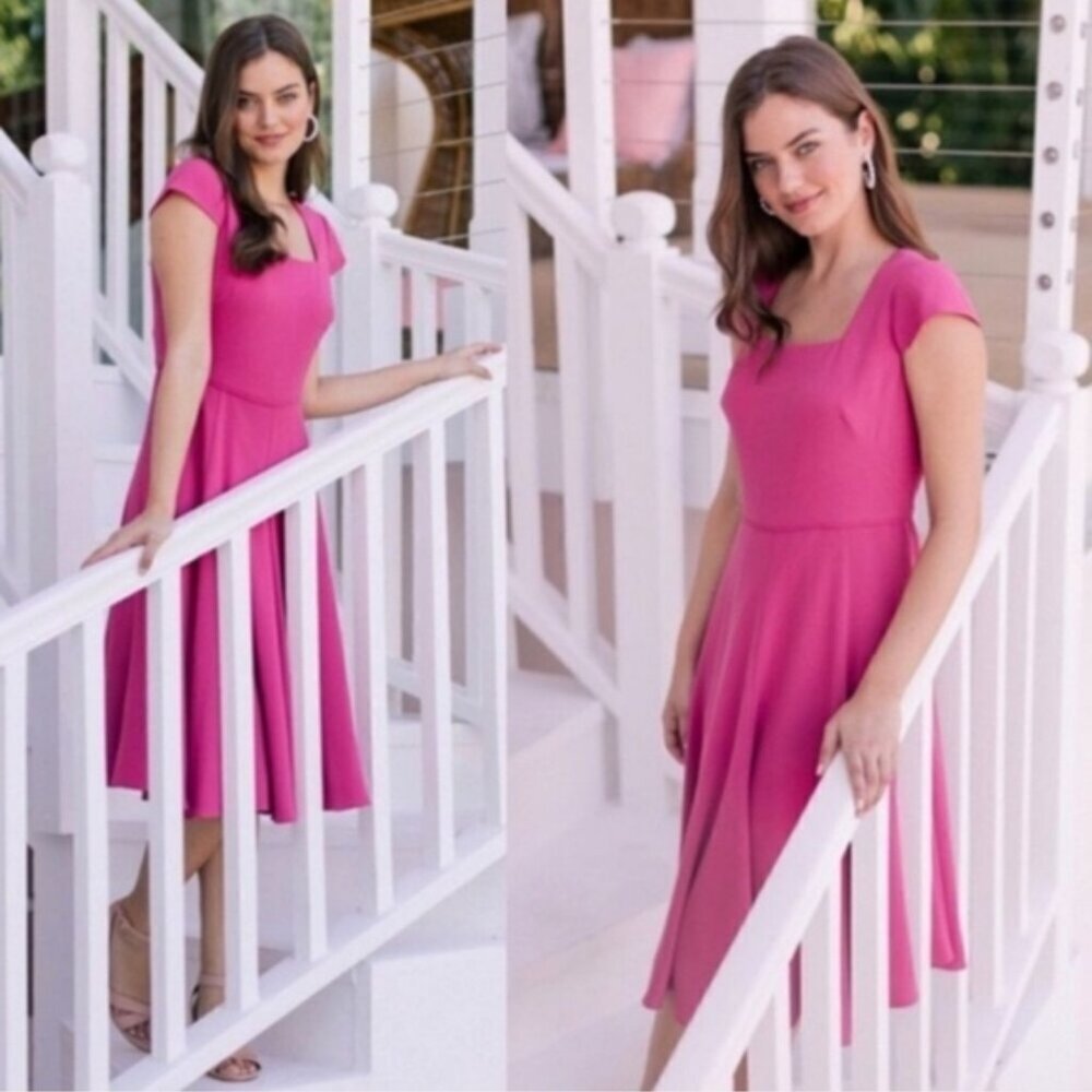 Gal Meets Glam Regina Dress *ENTIRE CLOSET IS BUY 1 GET 1 50% OFF*